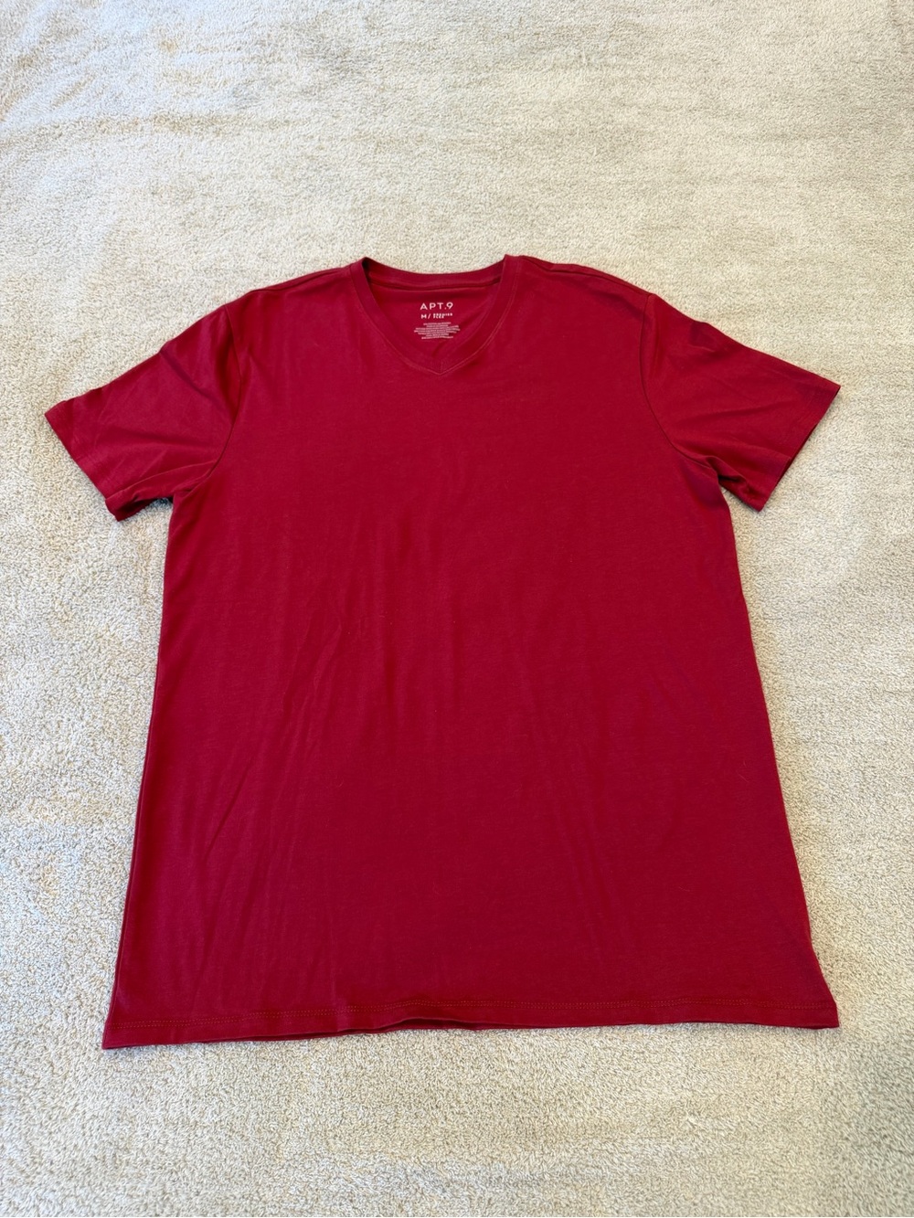 Apt. 9 Men's Red V-Neck Short Sleeve Shirt size M